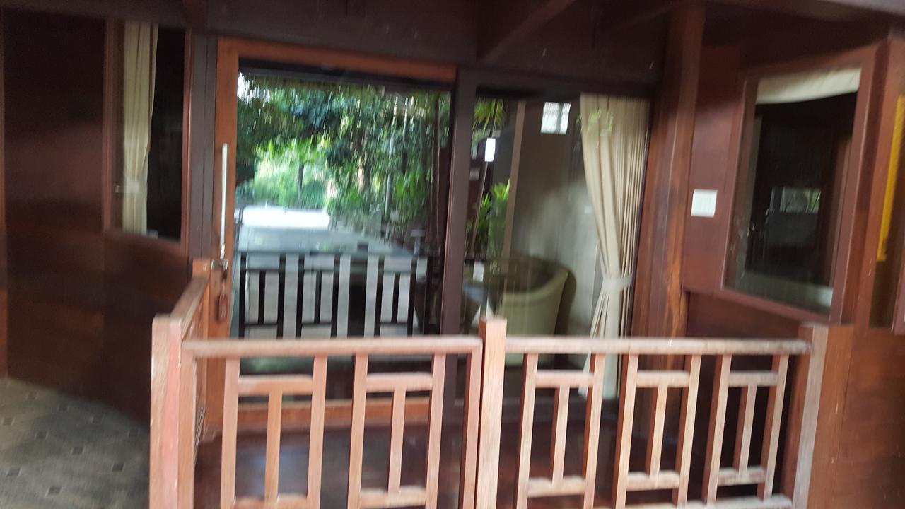 Ruean Mai Chai Khlong Amphawa Exterior foto