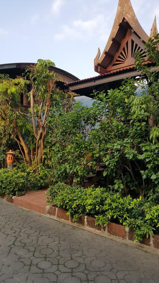 Ruean Mai Chai Khlong Amphawa Exterior foto
