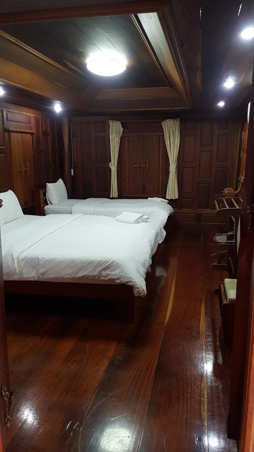 Ruean Mai Chai Khlong Amphawa Exterior foto